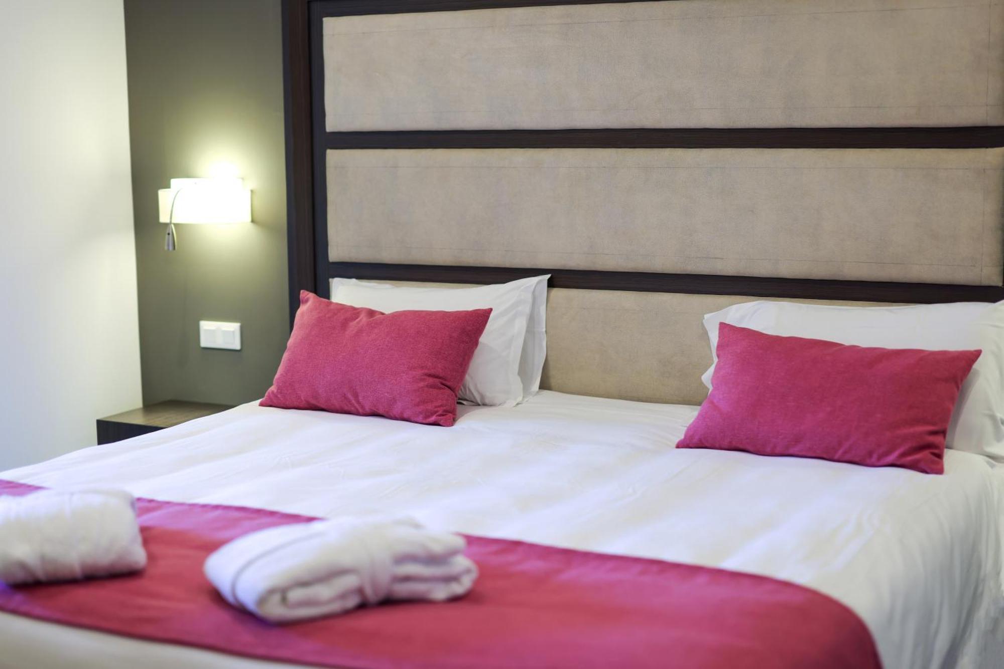 Hotel Saint Christophe Calvi  Eksteriør billede