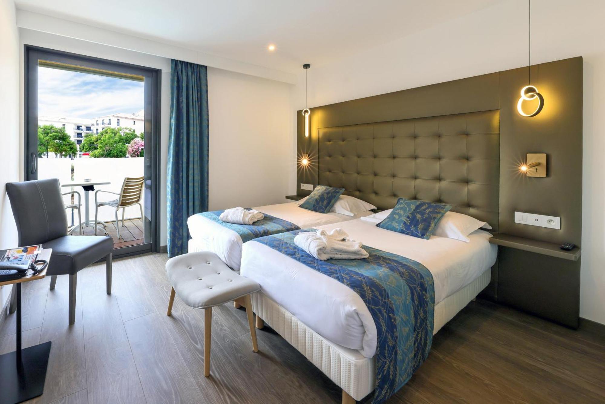 Hotel Saint Christophe Calvi  Eksteriør billede