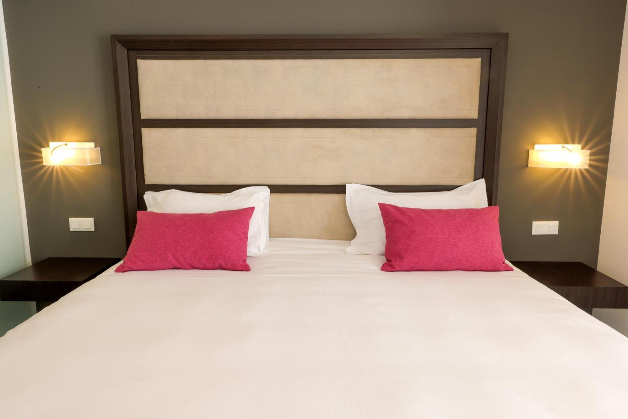 Hotel Saint Christophe Calvi  Eksteriør billede