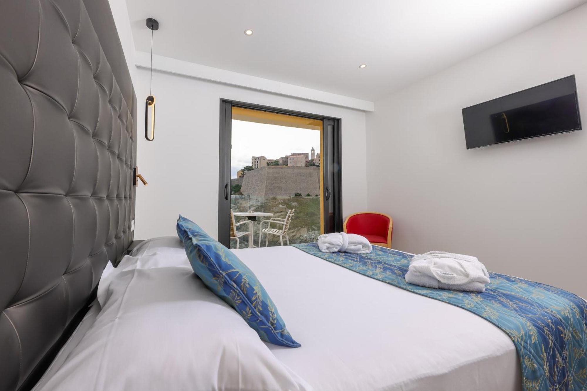Hotel Saint Christophe Calvi  Eksteriør billede