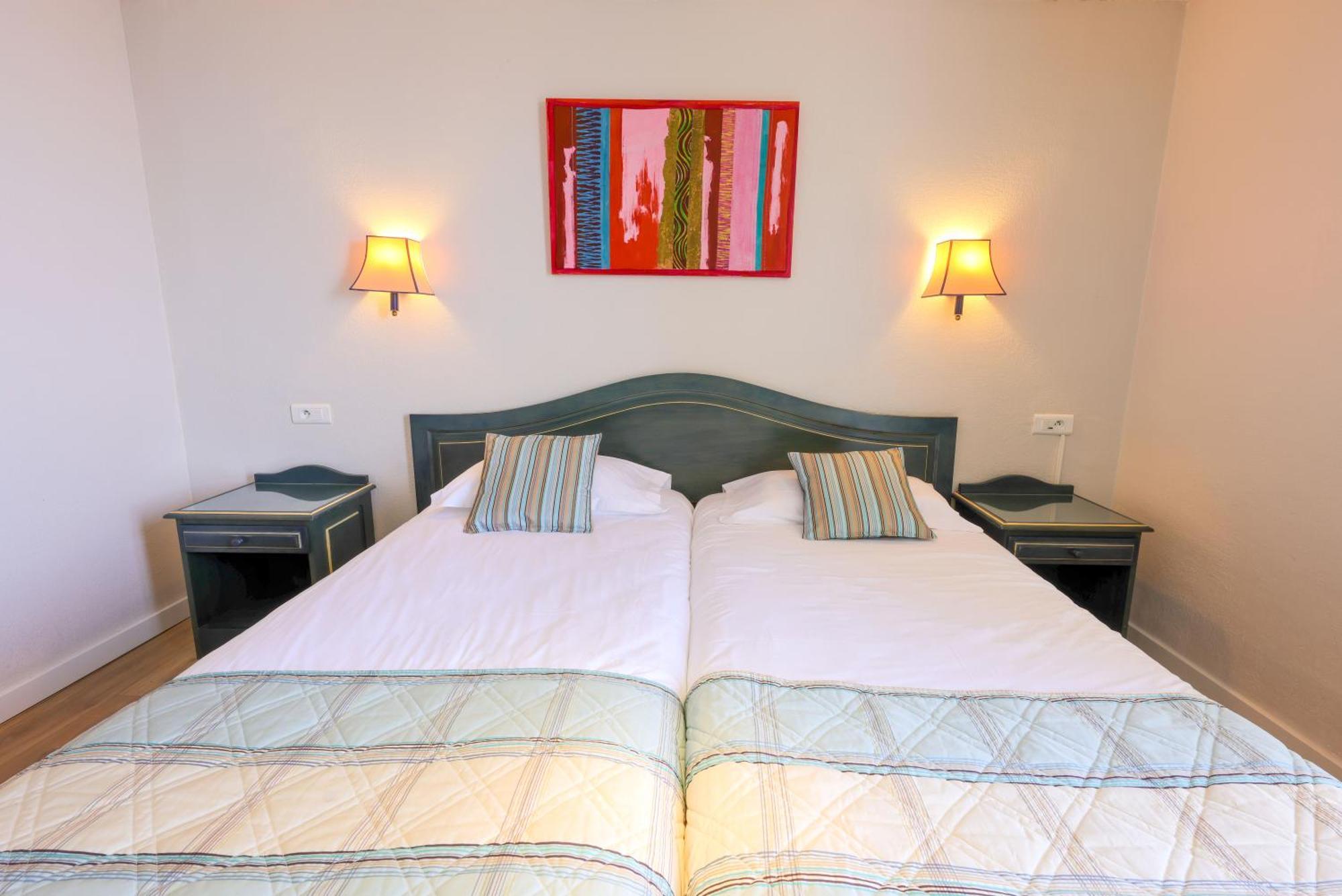 Hotel Saint Christophe Calvi  Eksteriør billede