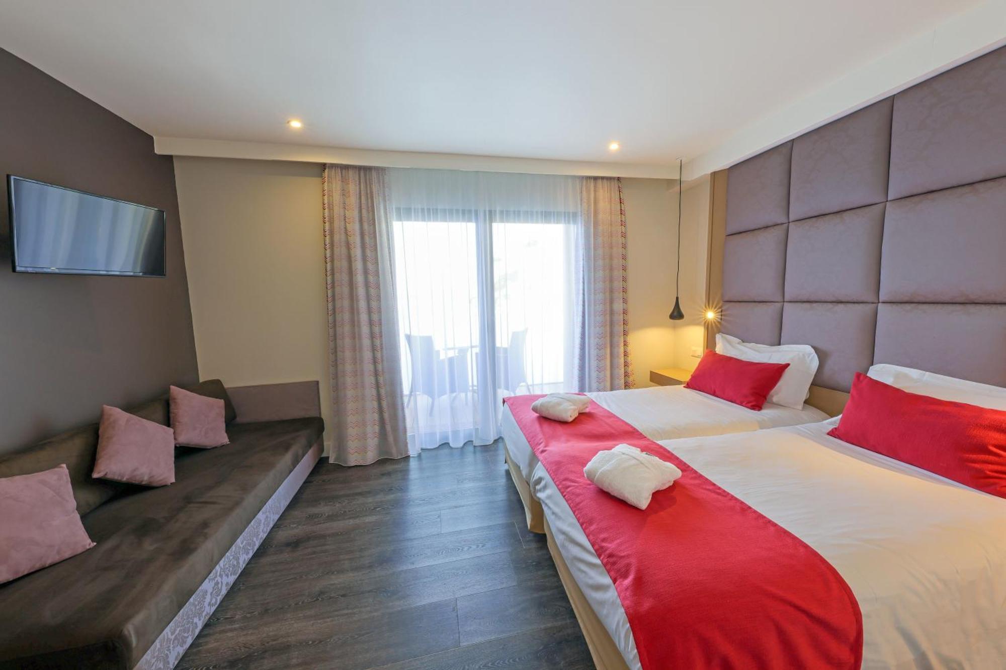 Hotel Saint Christophe Calvi  Eksteriør billede