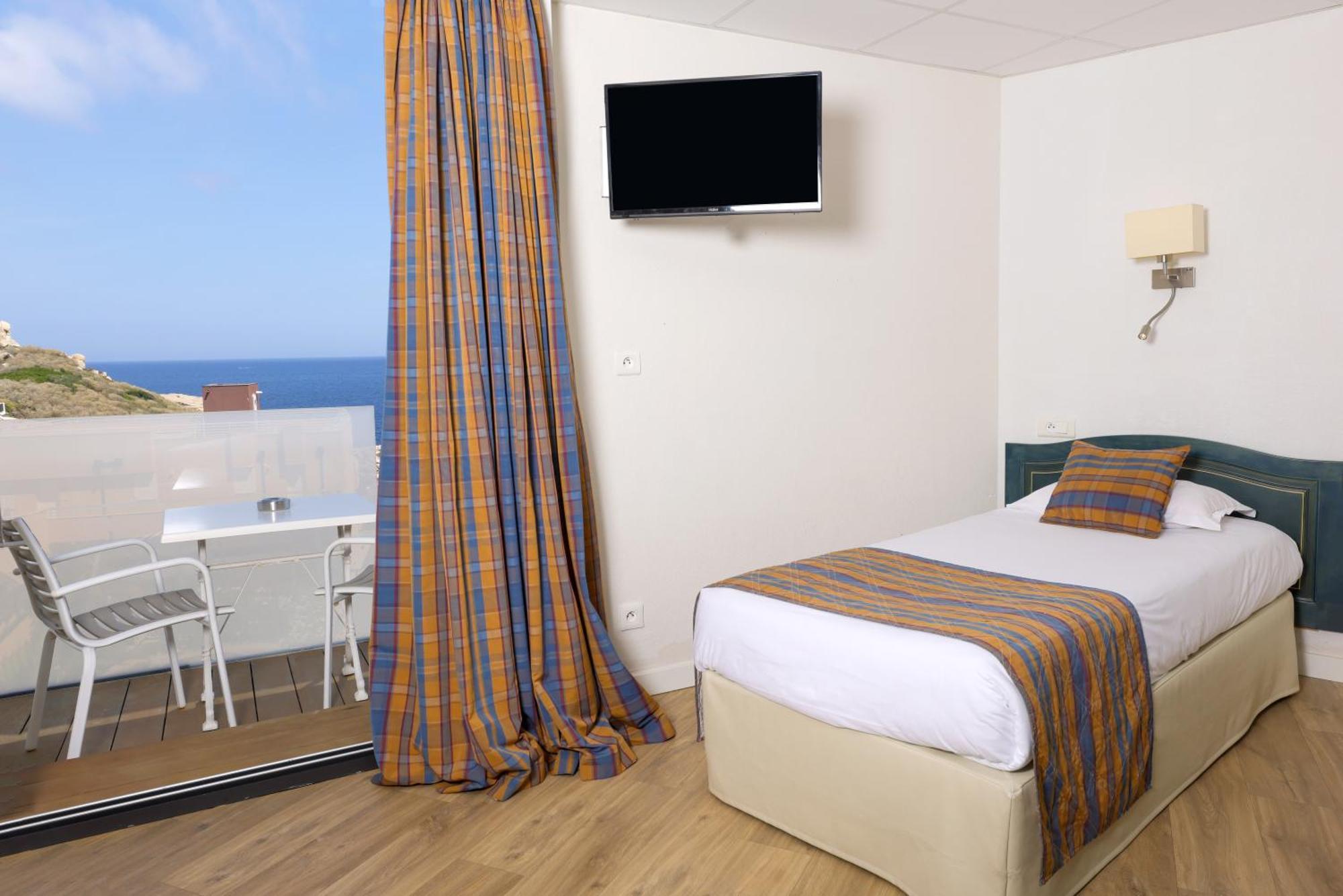 Hotel Saint Christophe Calvi  Eksteriør billede