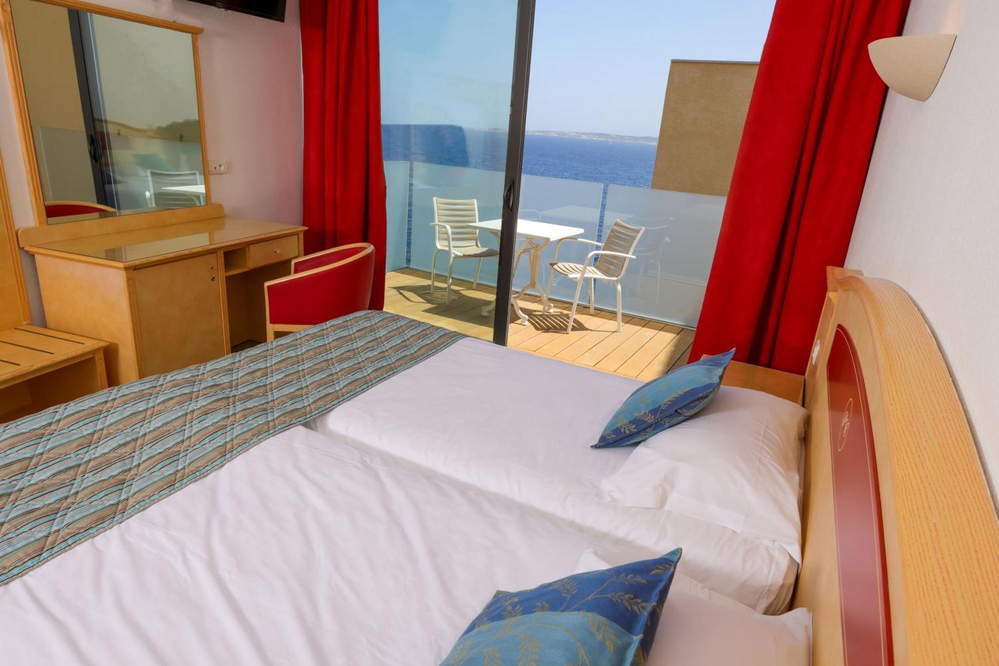 Hotel Saint Christophe Calvi  Eksteriør billede