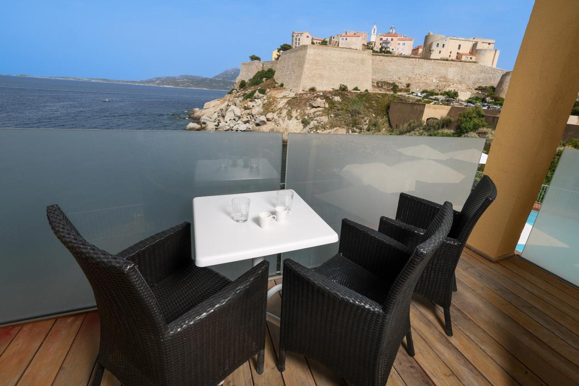 Hotel Saint Christophe Calvi  Eksteriør billede